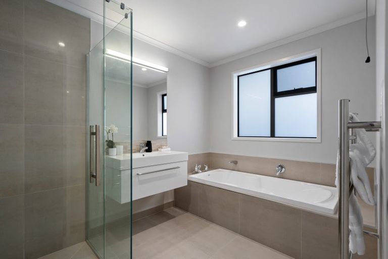 Photo of property in 9 Richards Street, Cambridge, 3434