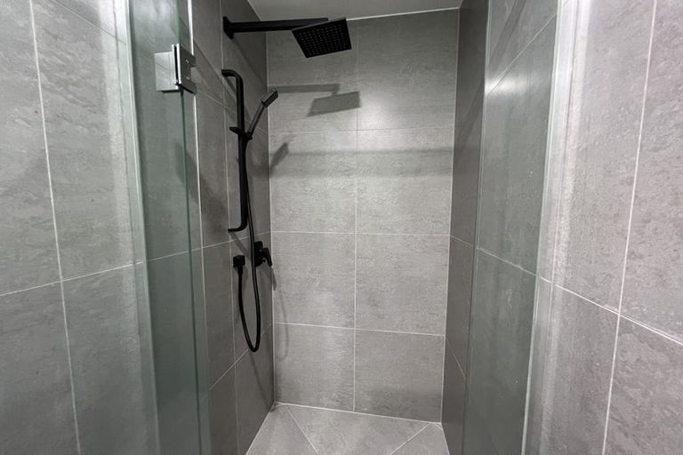 Photo of property in 8 Arataki Way, Glen Eden, Auckland, 0602