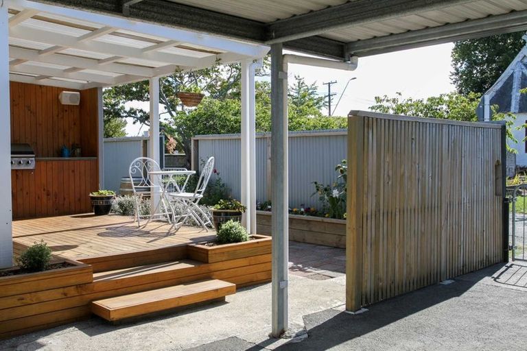 Photo of property in 64 Waimea West Road, Brightwater, 7022