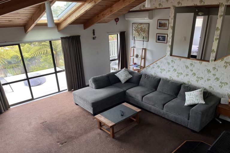 Photo of property in 2/60 Hastings Road, Mairangi Bay, Auckland, 0630