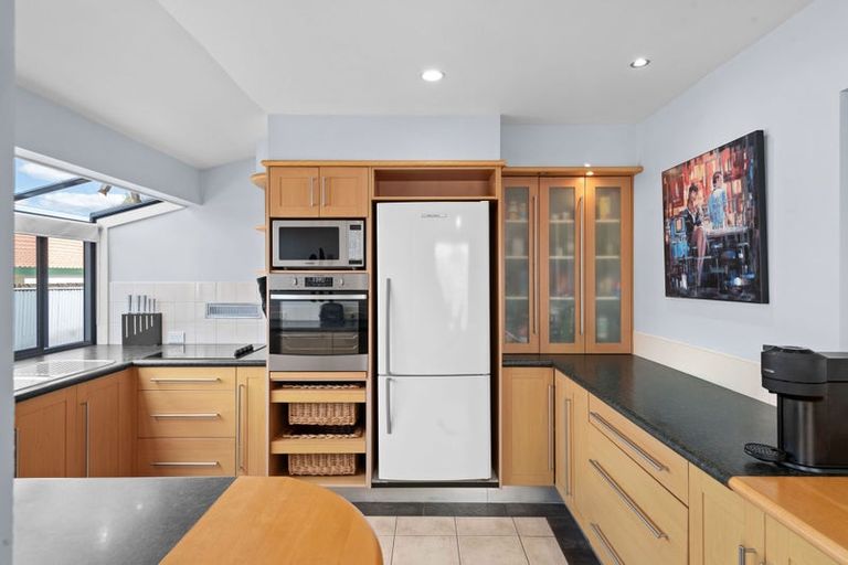 Photo of property in 23 Mews Place, Forest Lake, Hamilton, 3200