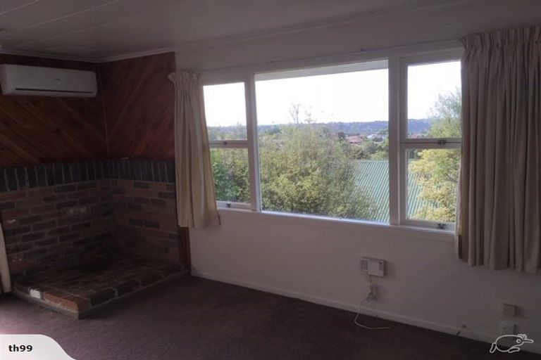 Photo of property in 2/20b Verbena Road, Birkdale, Auckland, 0626