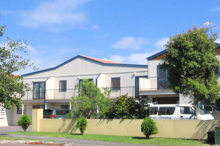 Photo of property in 473/71 Fernhill Way, Oteha, Auckland, 0632