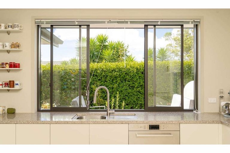 Photo of property in 39 Sarawak Drive, Kerikeri, 0230