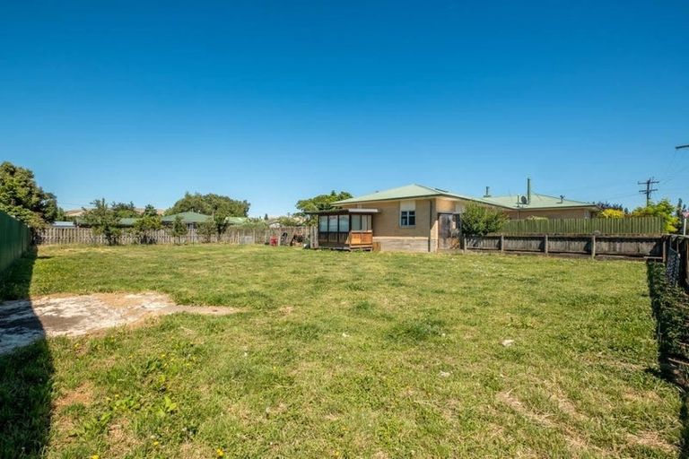 Photo of property in 10 Lowry Street, Waiau, 7332