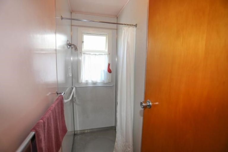 Photo of property in 21 Reading Street, Upper Riccarton, Christchurch, 8041