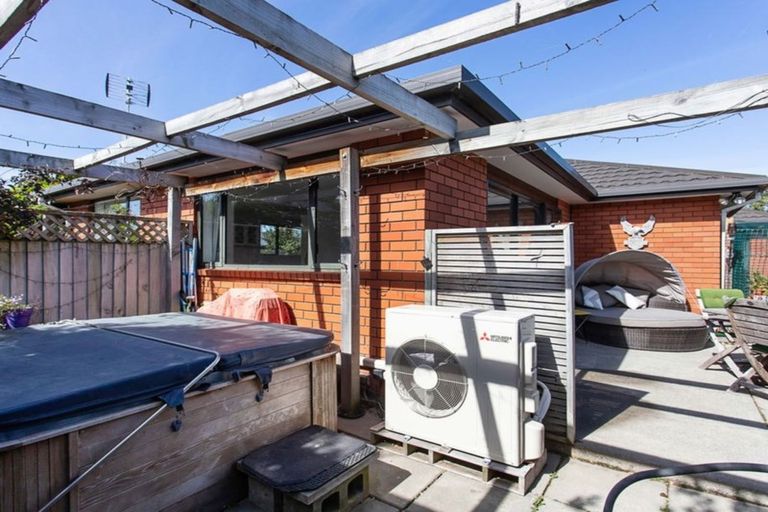 Photo of property in 12 Seascape Gardens, Bromley, Christchurch, 8062