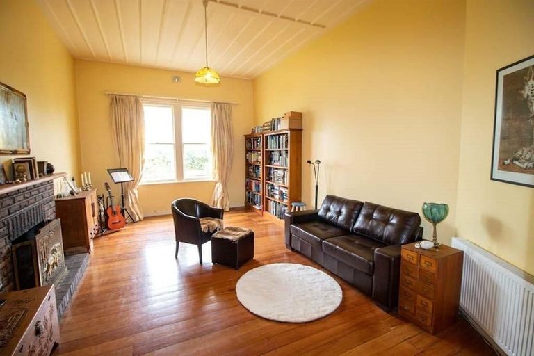 Photo of property in 49 Pukepapa Road, Marton, 4710