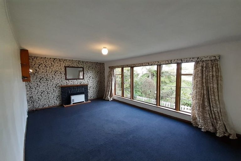 Photo of property in 21 Pembroke Road, Northland, Wellington, 6012