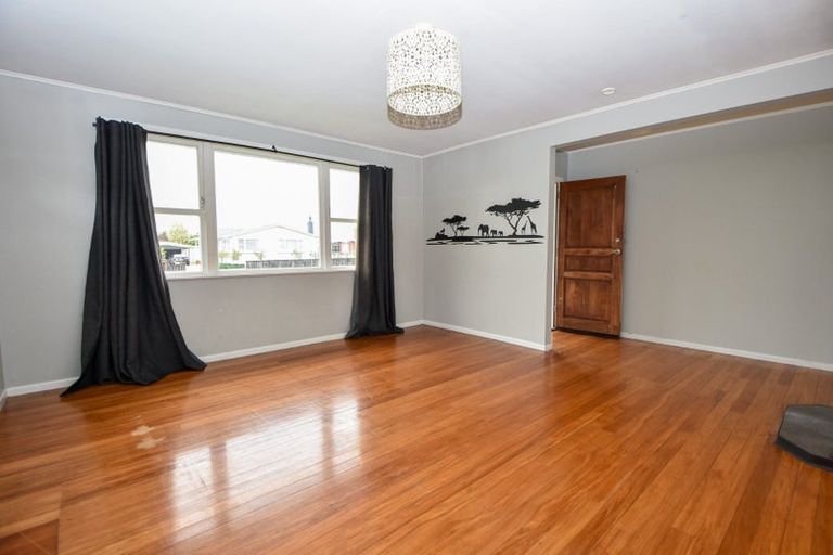 Photo of property in 48 Fergusson Street, Solway, Masterton, 5810