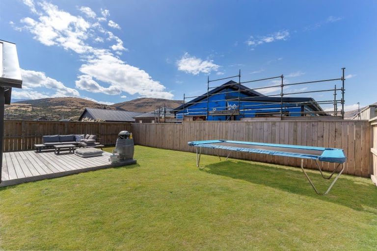 Photo of property in 82 Jack Hanley Drive, Jacks Point, Queenstown, 9371