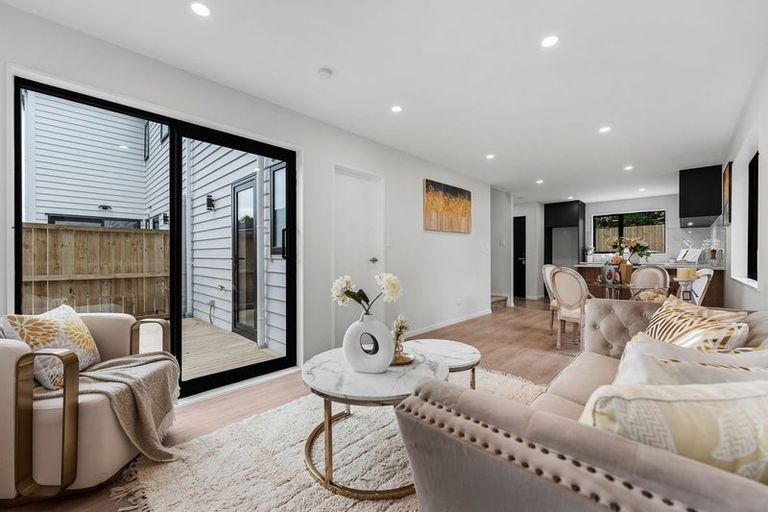 Photo of property in 13c Southview Place, Wattle Downs, Auckland, 2102