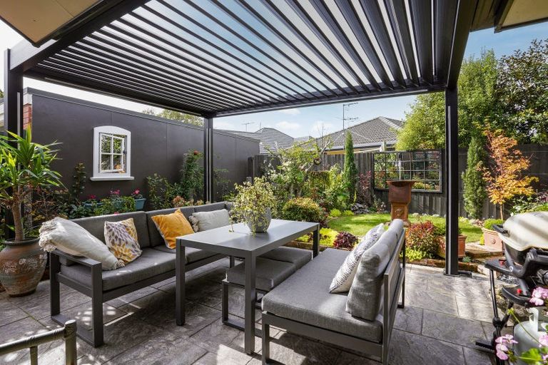 Photo of property in 17f Matawai Close, Rangiora, 7400