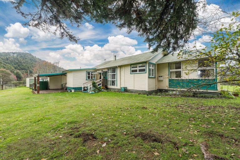 Photo of property in 2 Tawata Road, Kirikau, Taumarunui, 3993