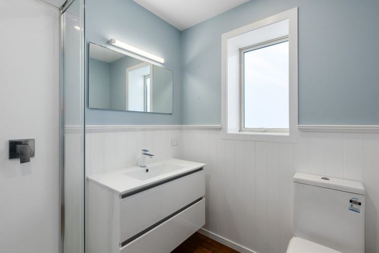 Photo of property in 77a Makara Road, Karori, Wellington, 6012
