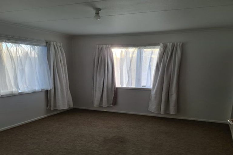 Photo of property in 20 Edgeware Road, Palmerston North, 4410