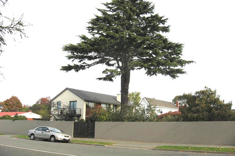 Photo of property in 195 Ilam Road, Ilam, Christchurch, 8041