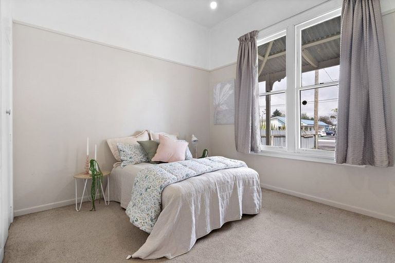 Photo of property in 84 Lincoln Road, Masterton, 5810