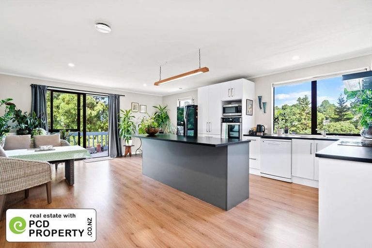 Photo of property in 3 Redwood Rise, Horahora, Whangarei, 0110