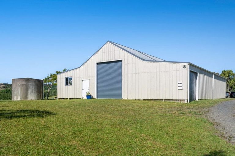 Photo of property in 211 Stoney Creek Road, Kaukapakapa, 0873