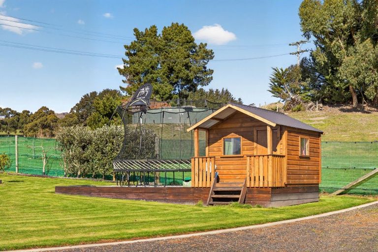 Photo of property in 2 Mount Herbert Peak Road, Diamond Harbour, 8972
