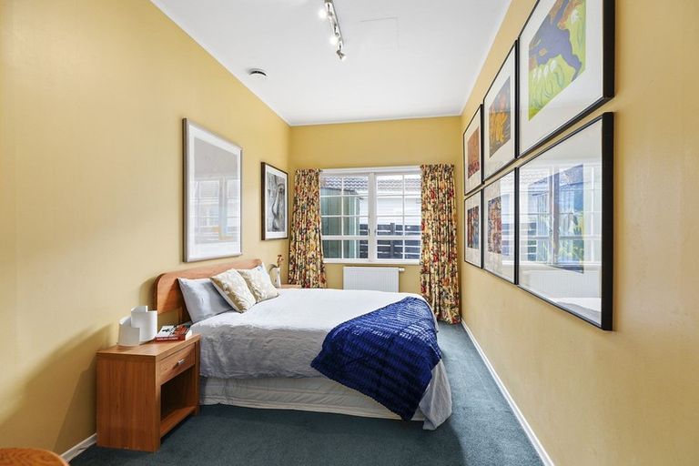 Photo of property in 8 Lethenty Way, Karori, Wellington, 6012