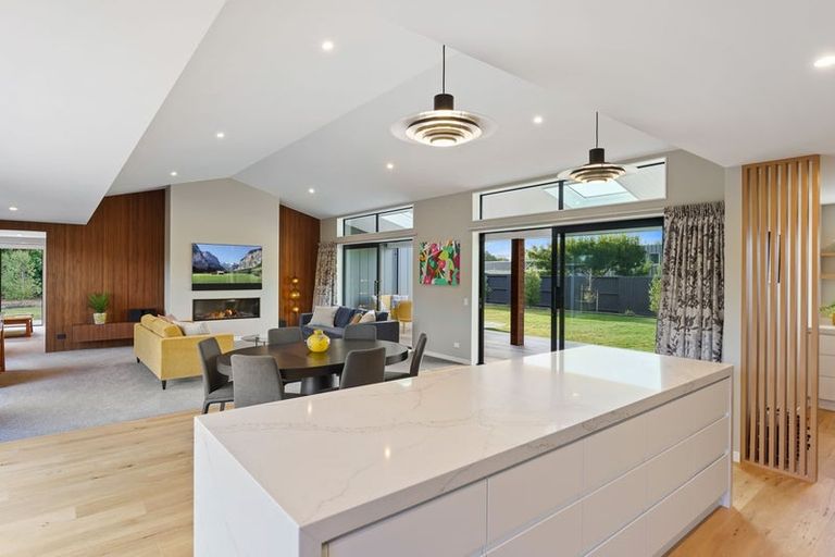 Photo of property in 5 Bressay Way, Waikanae, 5036