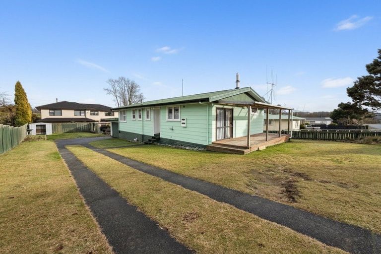 Photo of property in 98 Arawa Crescent, Tokoroa, 3420