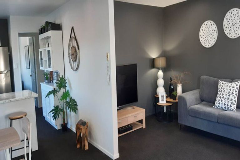 Photo of property in 22a Clutha Street, Alexandra, 9320