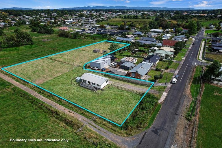 Photo of property in 15 Raroa Road, Paeroa, 3600