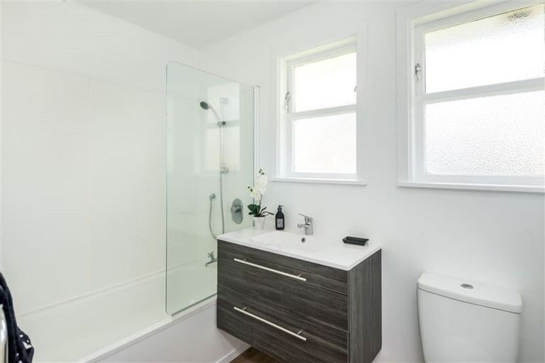 Photo of property in 15 Morley Street, Bryndwr, Christchurch, 8053