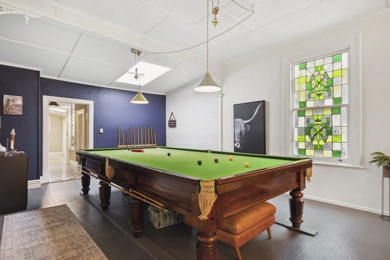 Photo of property in 19 Middleton Road, Kew, Dunedin, 9012