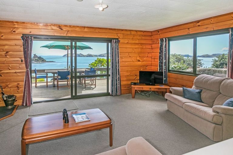 Photo of property in 11 Puriri Road, Te Kouma, Coromandel, 3581