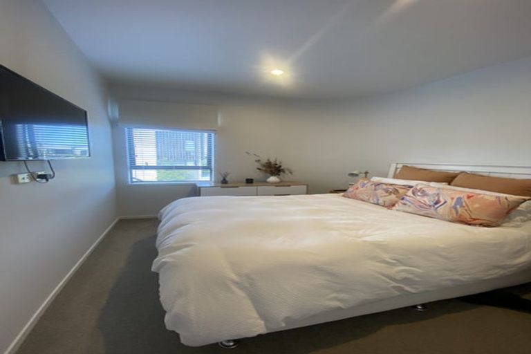 Photo of property in 3/81g Mapou Road, Hobsonville, Auckland, 0616