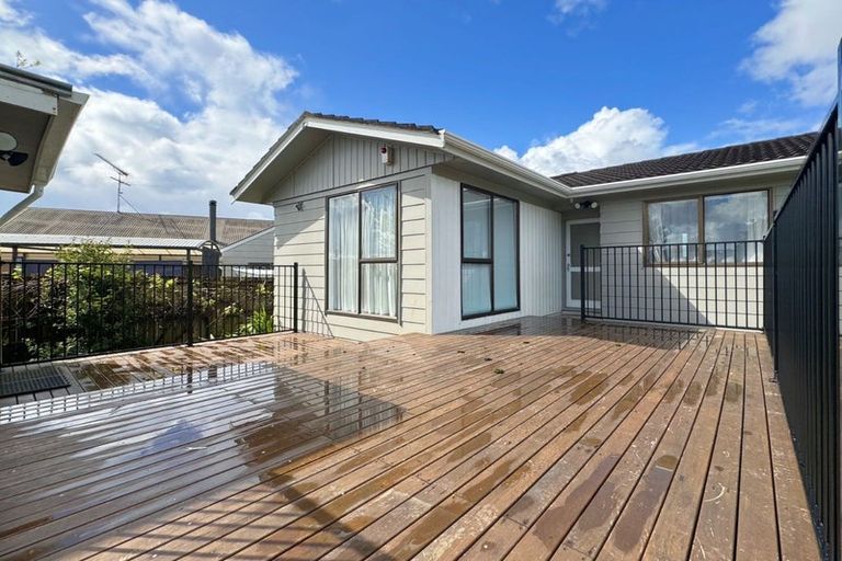 Photo of property in 95 Hyperion Drive, Randwick Park, Auckland, 2105