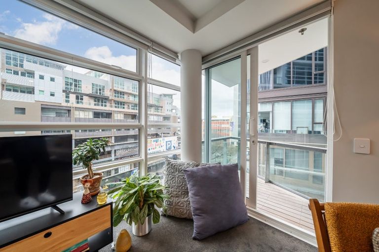 Photo of property in Pinnacle Apartments, E503/160 Victoria Street, Te Aro, Wellington, 6011