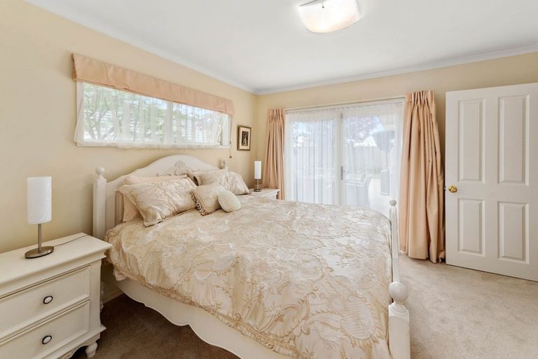 Photo of property in 38 Owhatiura Drive, Lynmore, Rotorua, 3010