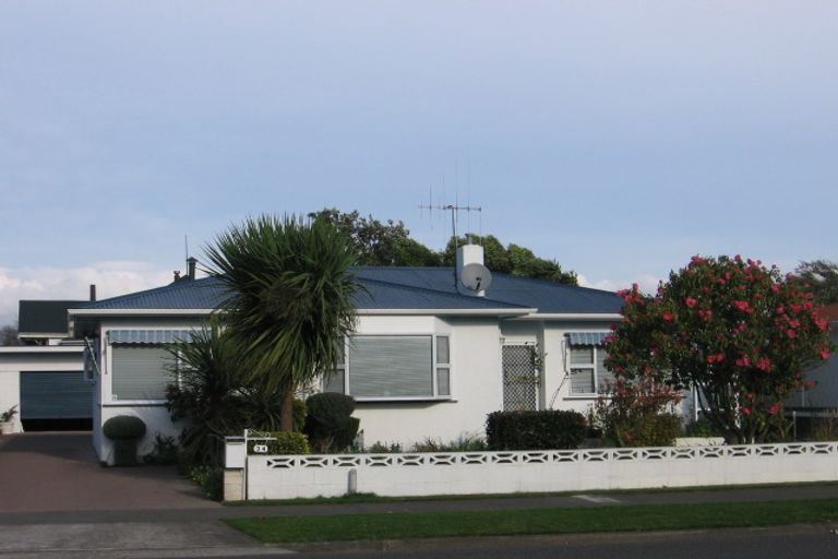 Photo of property in 34 College Street, Awapuni, Palmerston North, 4412