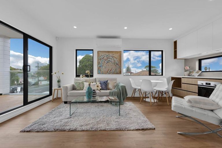 Photo of property in 4/17 Huia Road, Papatoetoe, Auckland, 2025