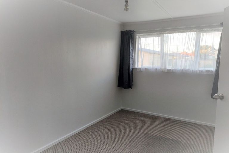 Photo of property in 7 List Street, Welbourn, New Plymouth, 4310