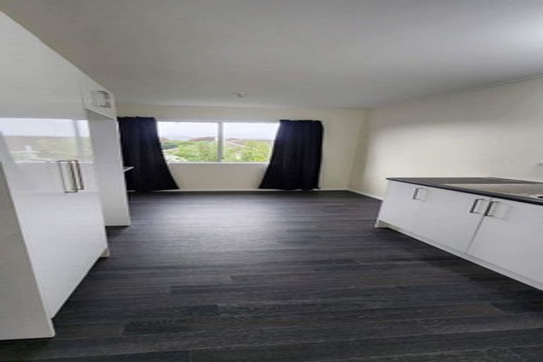 Photo of property in 7/30 Treadwell Street, Naenae, Lower Hutt, 5011