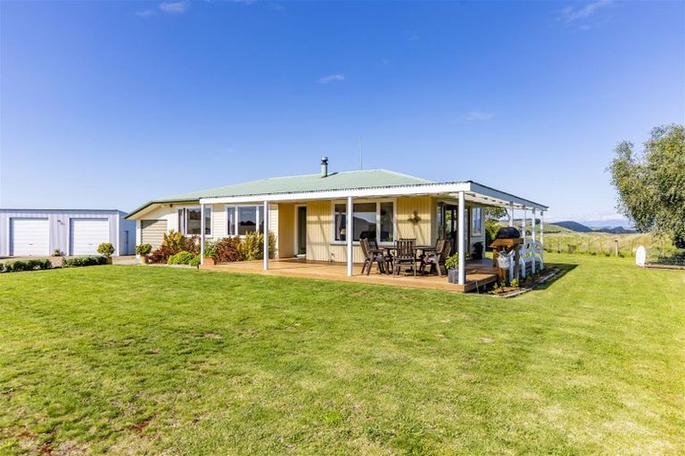 Photo of property in 1821 Dartmoor Road, Dartmoor, Napier, 4186