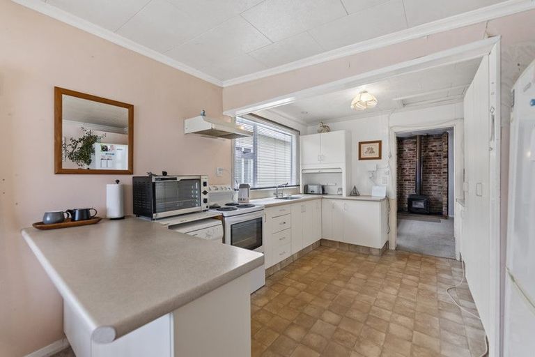 Photo of property in 12 Kings Avenue, Saint Kilda, Dunedin, 9012