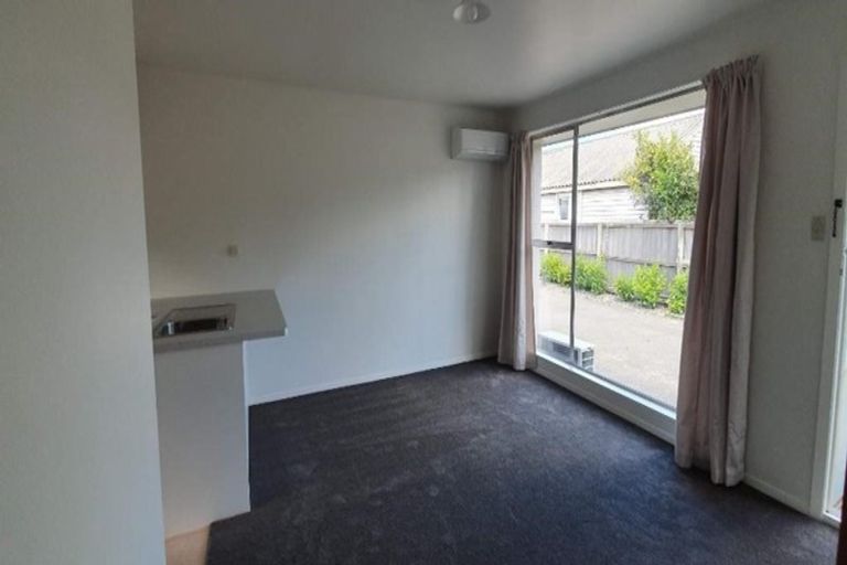 Photo of property in 2/374 Blenheim Road, Upper Riccarton, Christchurch, 8041