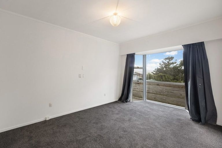 Photo of property in 14 Glen Alton Avenue, Paparangi, Wellington, 6037
