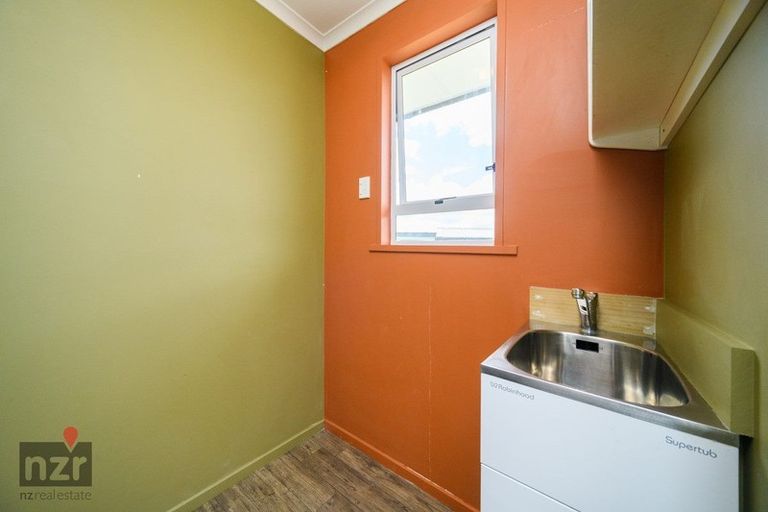 Photo of property in 6 Oban Place, Awapuni, Palmerston North, 4412