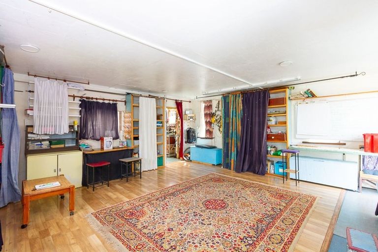 Photo of property in 20 Lyndhurst Street, Takaro, Palmerston North, 4412