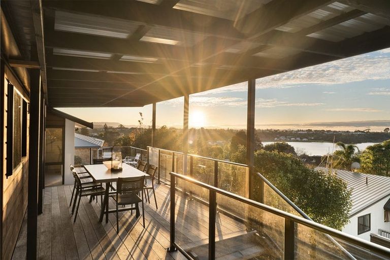 Photo of property in 2 Keam Way, Welcome Bay, Tauranga, 3112