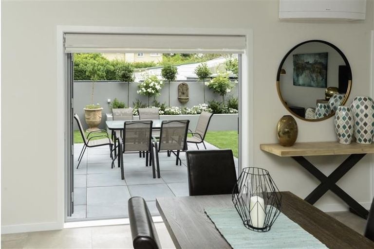 Photo of property in 6 Bray Place, Havelock North, 4130