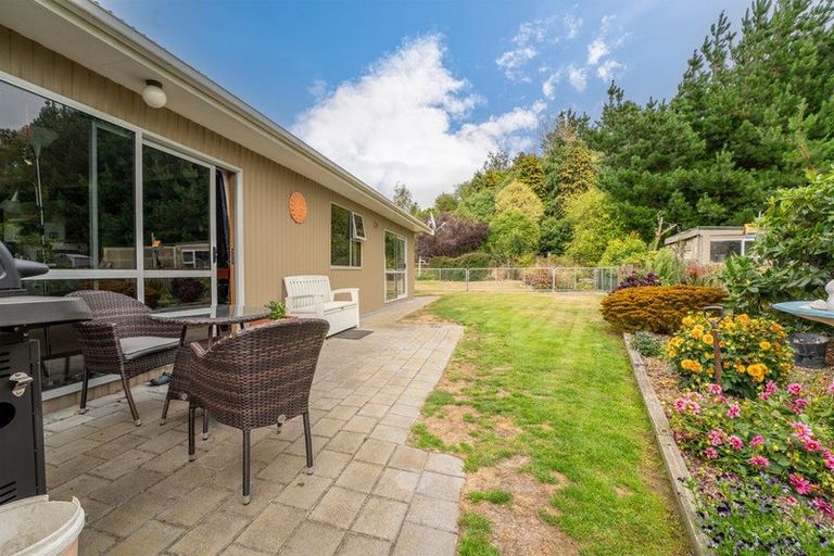 Photo of property in 16 Lancaster Street, Hampden, 9410